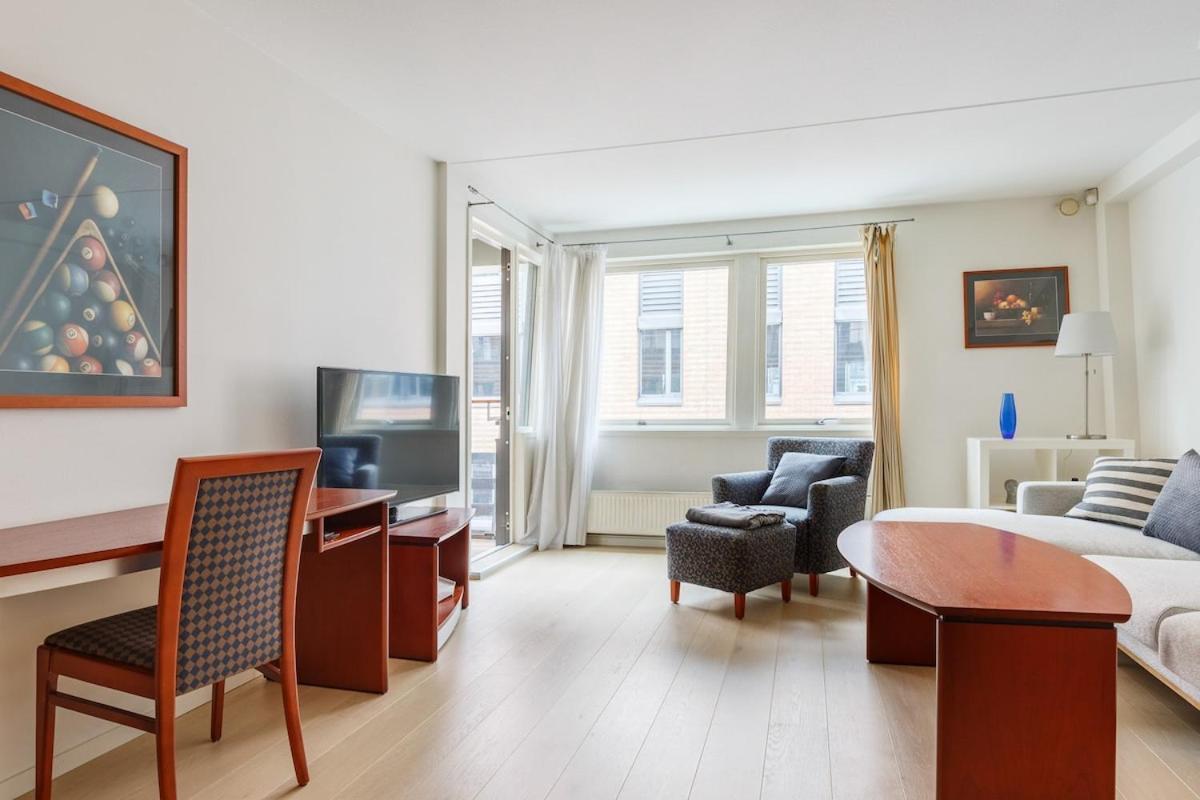 Spacious Aker Brygge With Balcony Leilighet